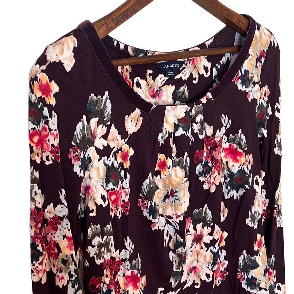Lands' End Floral Top - Picture 4 of 10